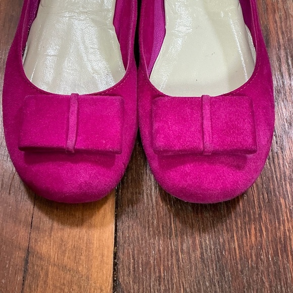 Bettye Muller Fuchsia Suede Ballet Flats with Bow Women’s Size 38 (US 7.5–8) - Picture 4 of 9